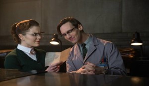 Gotham S1 'All Happy Families Are Alike' Ms. Kringle and Ed BagoGames